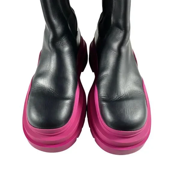 Bottega Veneta Black and Pink Women's Boots - Picture 6 of 16